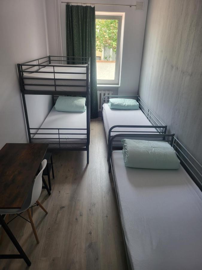 Rooms4Rest Wiertnicza - Private Rooms For Tourists - Atr Consulting Sp, Z O,O, Warsaw Luaran gambar