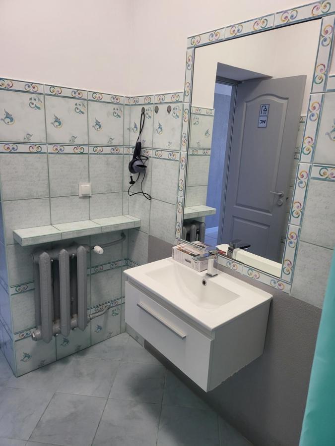 Rooms4Rest Wiertnicza - Private Rooms For Tourists - Atr Consulting Sp, Z O,O, Warsaw Luaran gambar