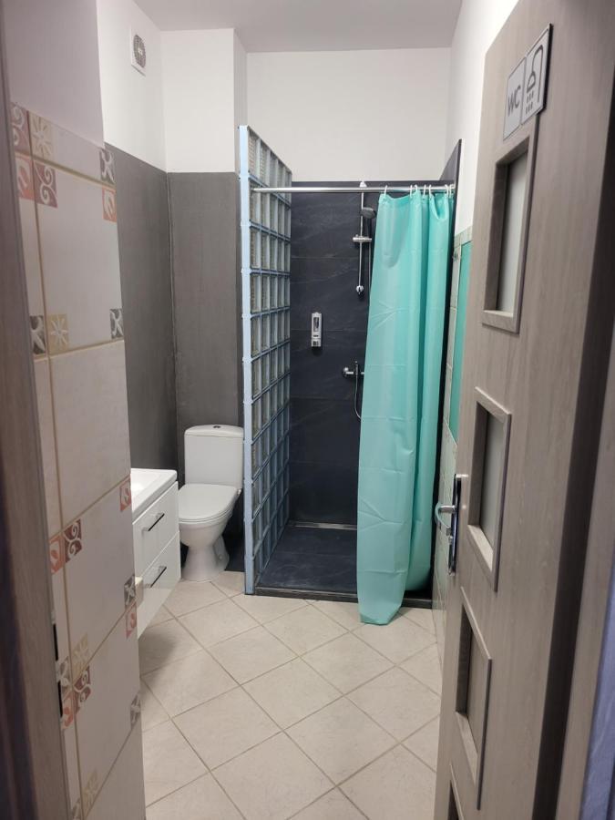 Rooms4Rest Wiertnicza - Private Rooms For Tourists - Atr Consulting Sp, Z O,O, Warsaw Luaran gambar