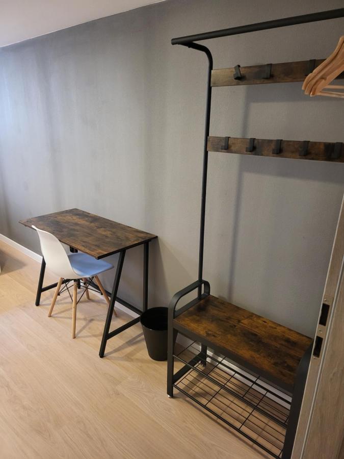 Rooms4Rest Wiertnicza - Private Rooms For Tourists - Atr Consulting Sp, Z O,O, Warsaw Luaran gambar